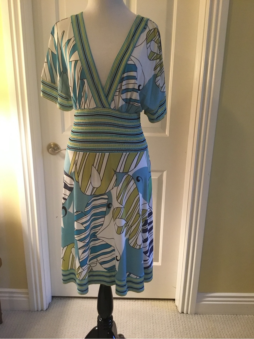 BCBGMaxAzria Blue, Green & White Floral V-Neck Midi Dress